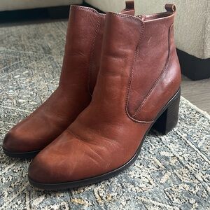 Naturalizer Booties